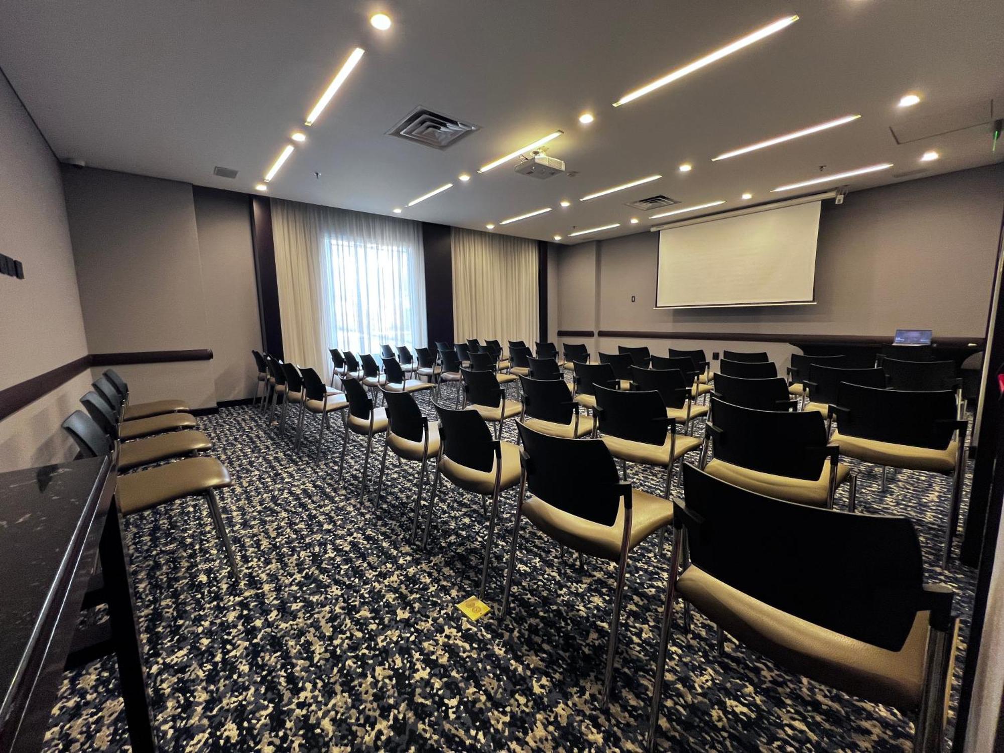 Holiday Inn Bogota Airport By Ihg Eksteriør billede