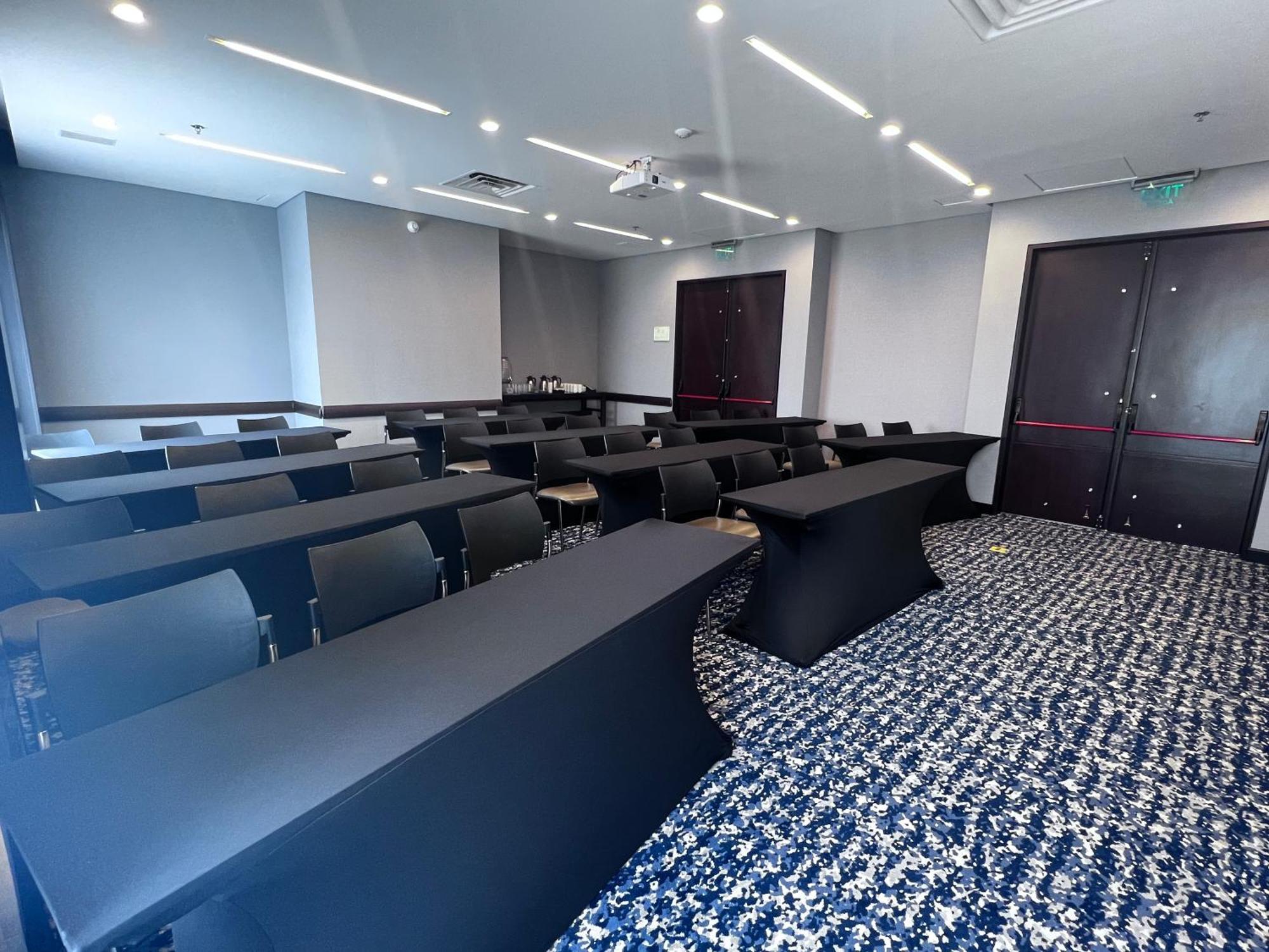 Holiday Inn Bogota Airport By Ihg Eksteriør billede