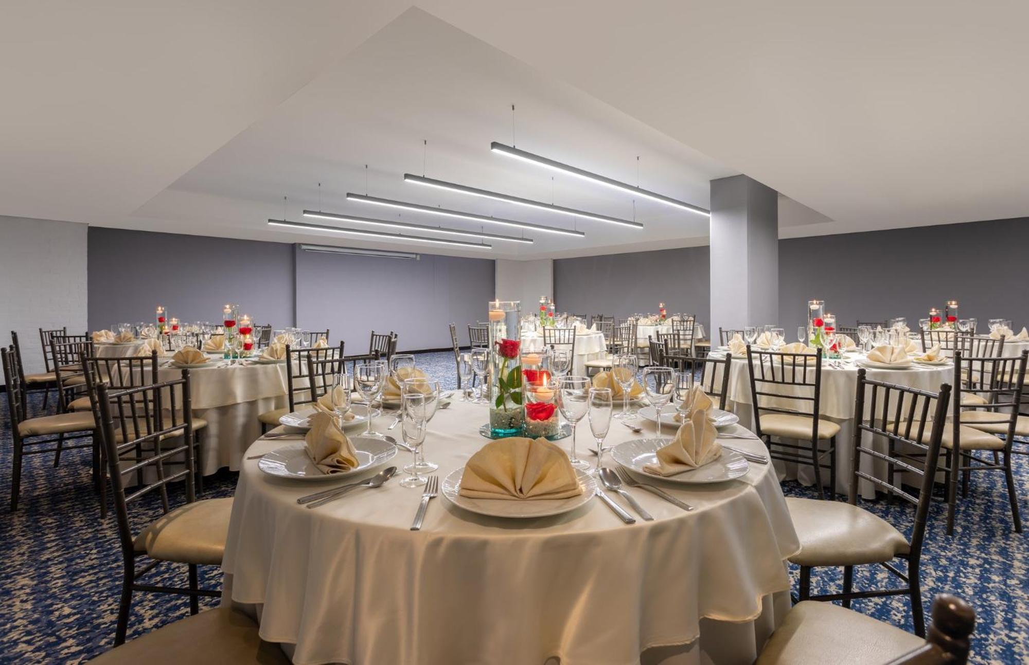 Holiday Inn Bogota Airport By Ihg Eksteriør billede