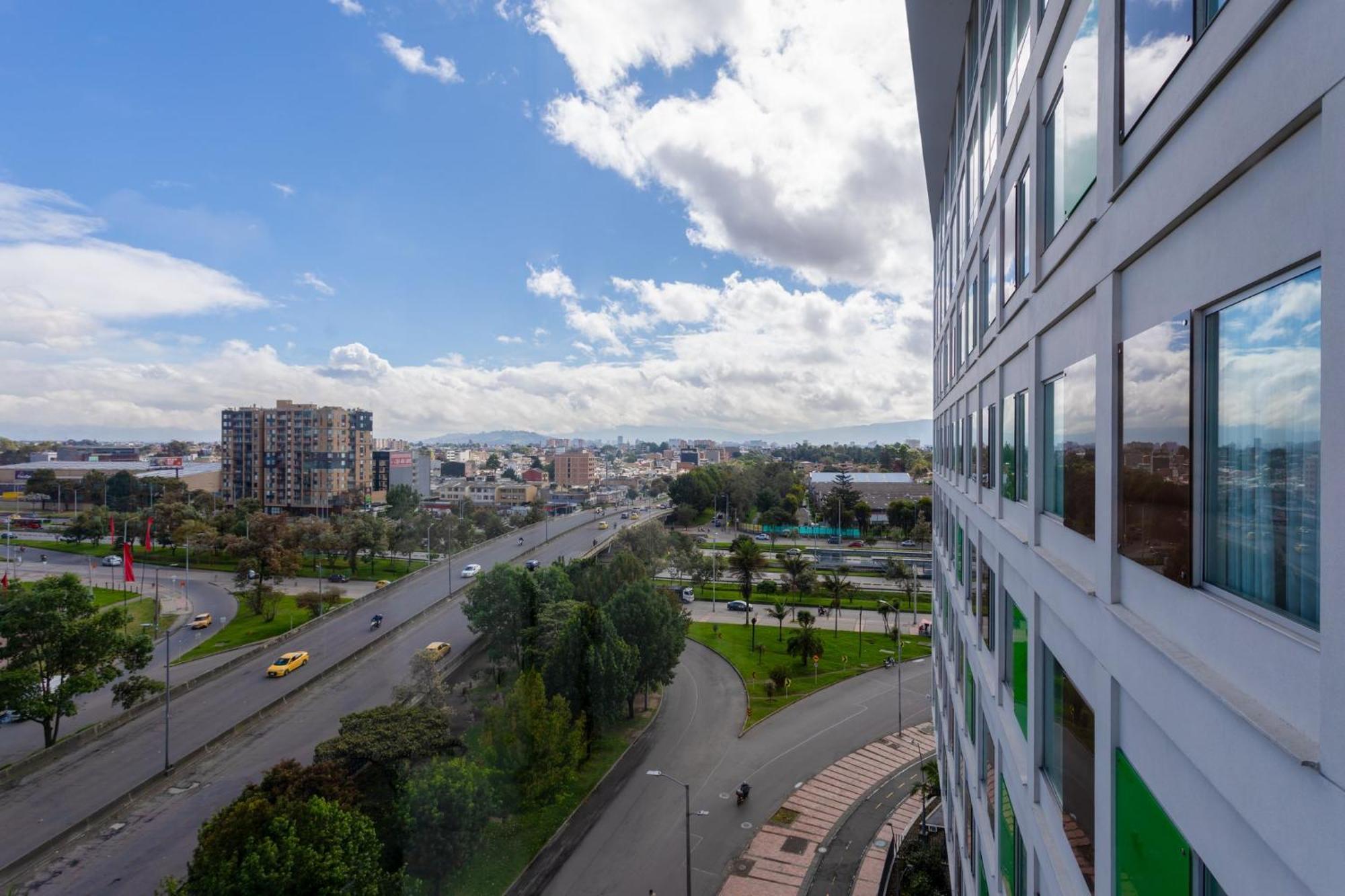 Holiday Inn Bogota Airport By Ihg Eksteriør billede